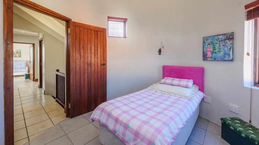 5 Bedroom Property for Sale in Bredasdorp Western Cape